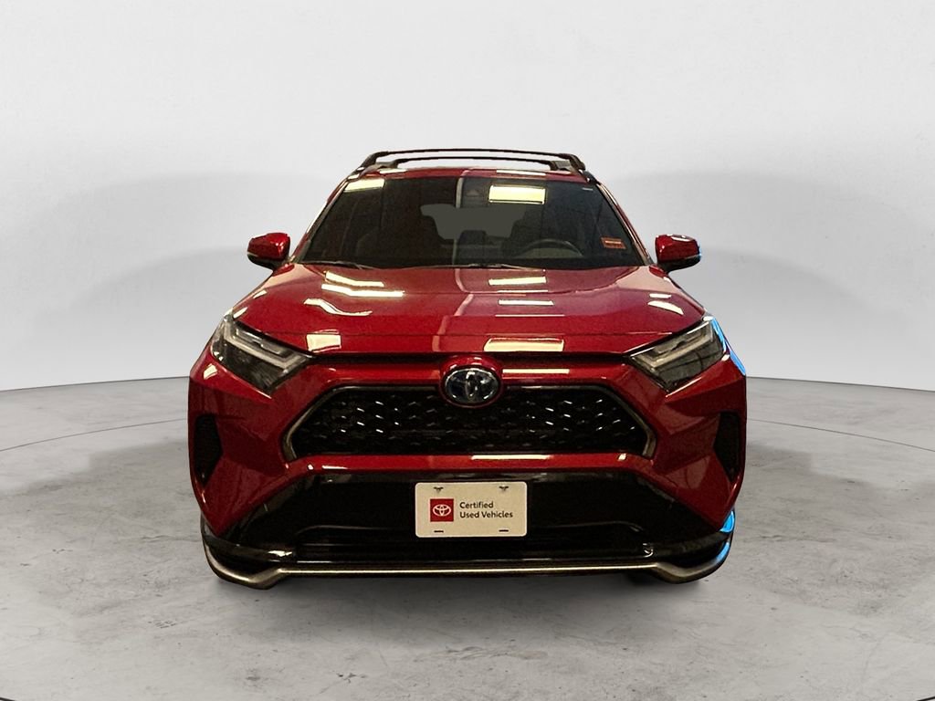 Used 2023 Toyota RAV4 SE w/ Weather & Moonroof Package image 8