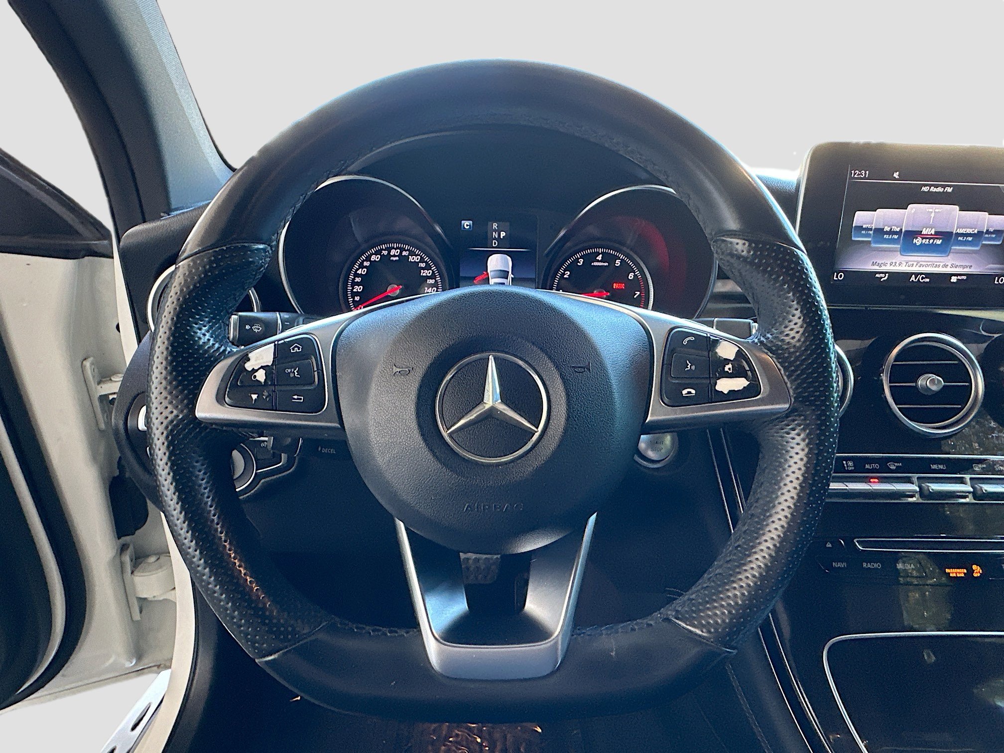 Used 2018 Mercedes-Benz GLC 300 4MATIC Coupe image 11