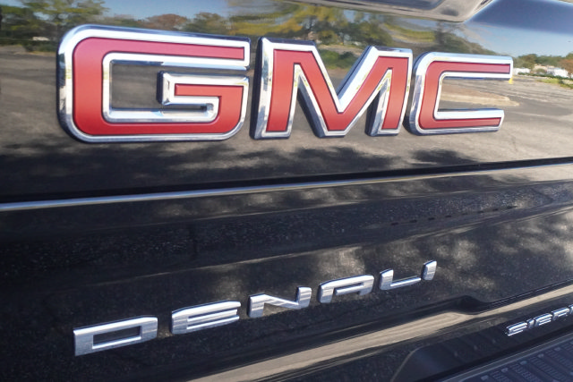 Used 2024 GMC Sierra 3500 Denali AWD/4WD image 44