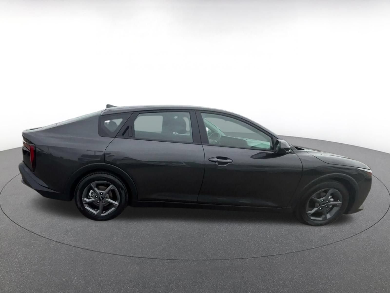 Used 2026 Kia K4 FWD image 15