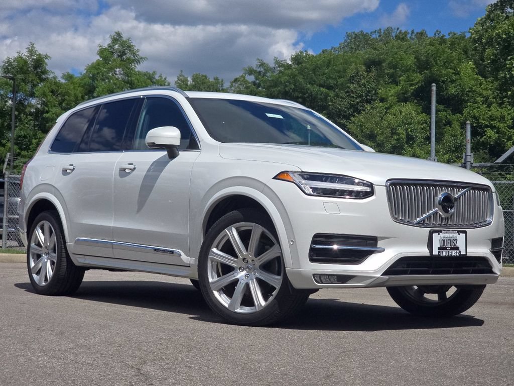 Used 2017 Volvo XC90 T6 Inscription w/ Vision Package AWD/4WD video 1