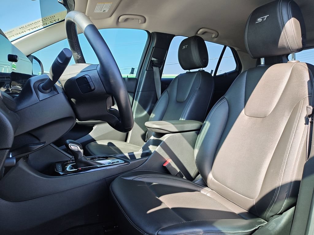 Used 2024 Buick Encore GX Sport Touring w/ Comfort Package AWD/4WD image 13