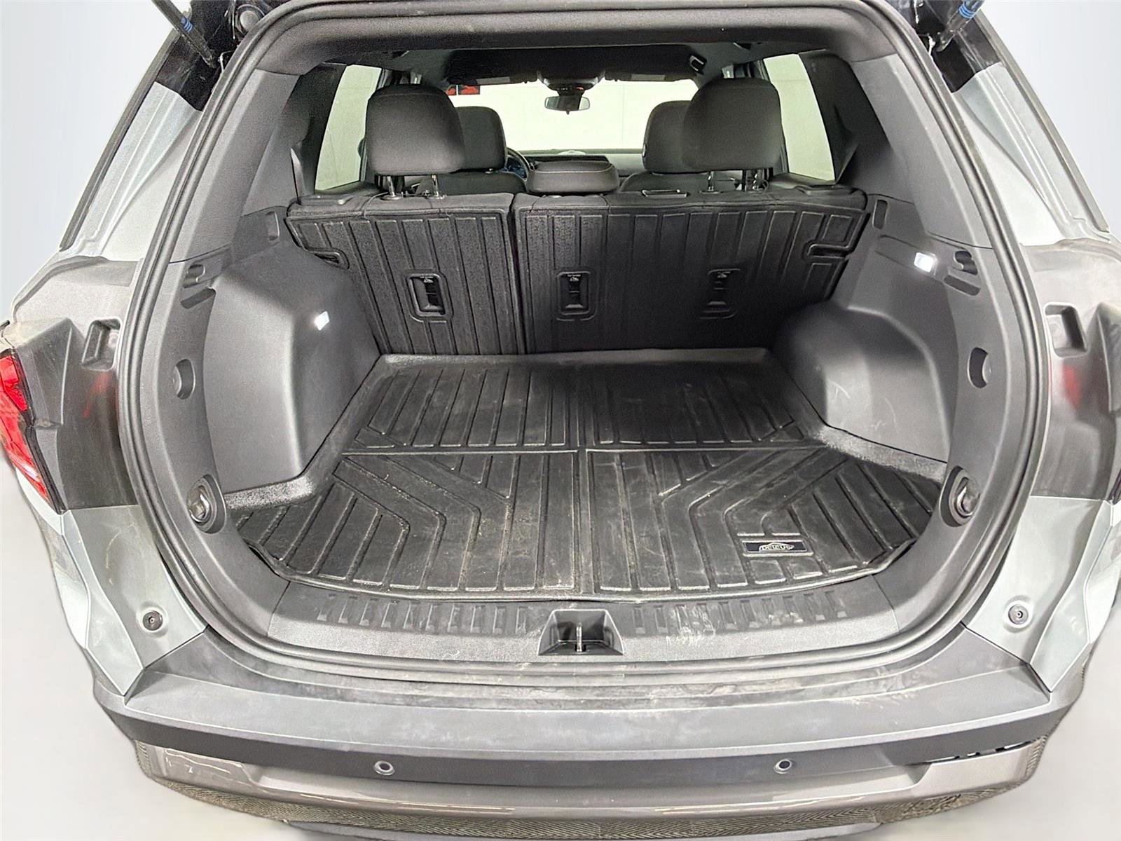 Used 2025 GMC Terrain Elevation AWD/4WD image 26
