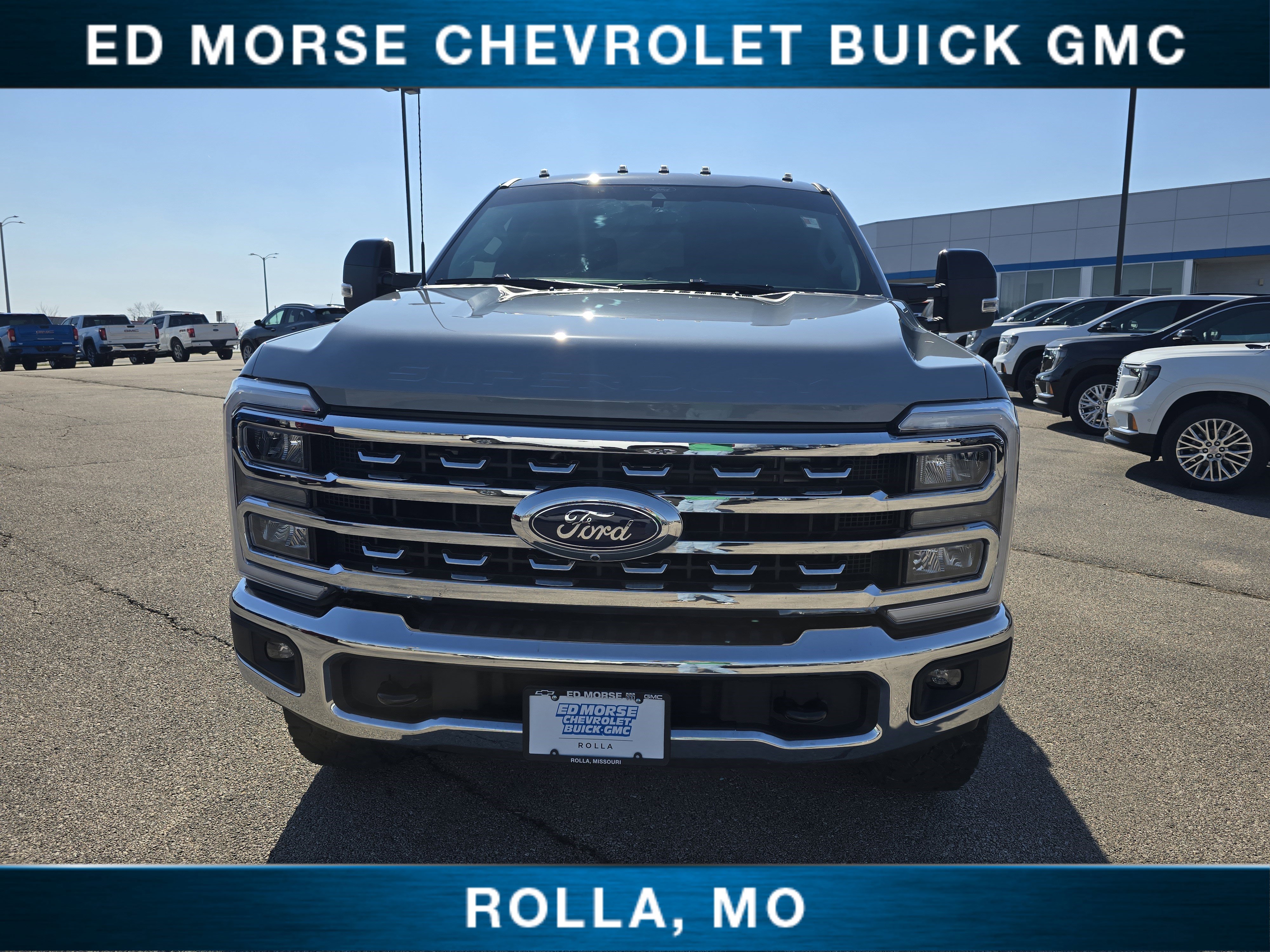 Used 2025 Ford F350 Lariat w/ Tremor Off-Road Package AWD/4WD image 8