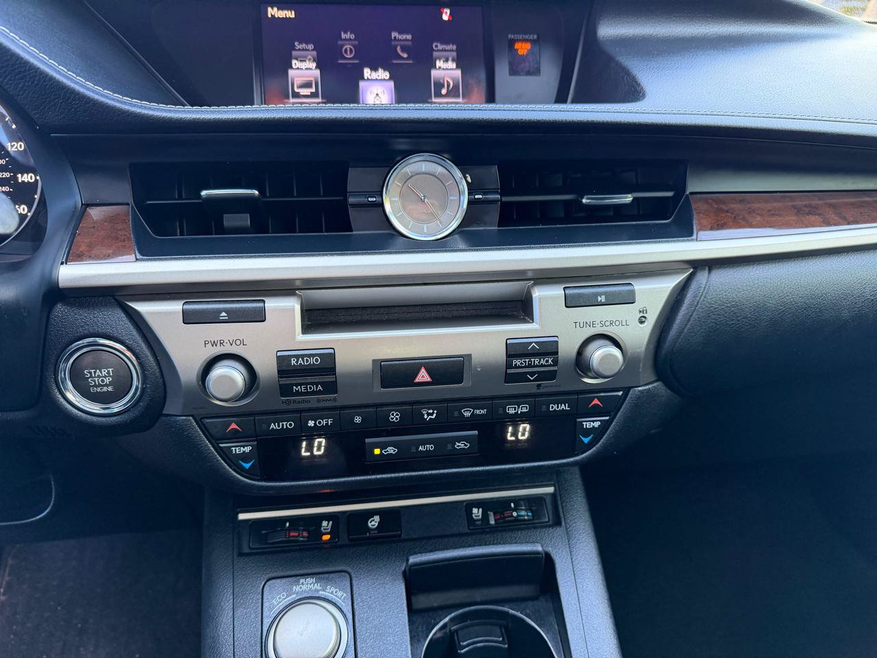 Used 2015 Lexus ES 350 w/ Premium Package FWD image 18
