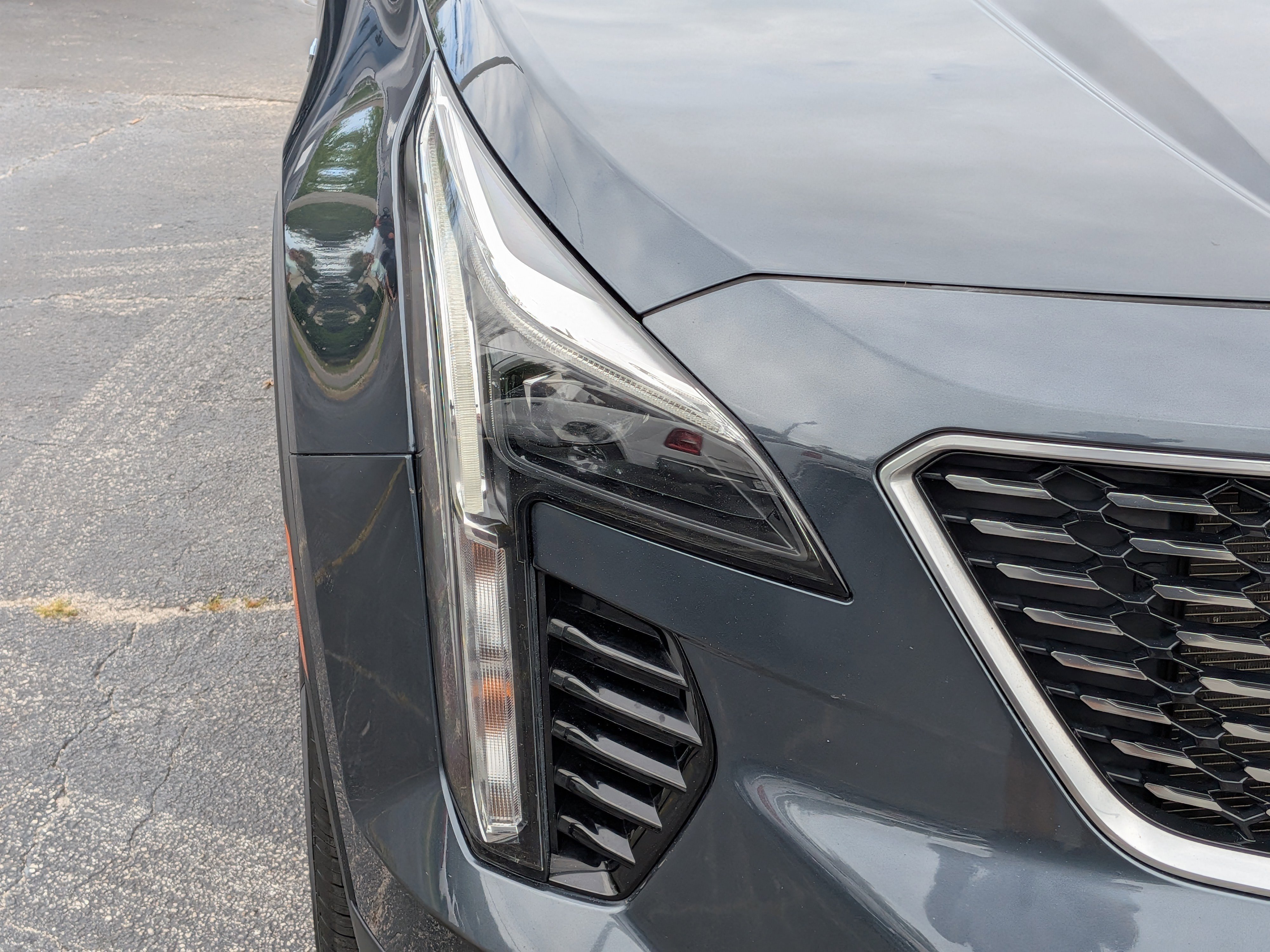 Certified 2019 Cadillac XT4 Luxury FWD image 10