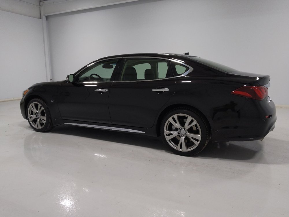 Used 2016 INFINITI Q70 L 3.7 w/ Deluxe Touring Package image 3