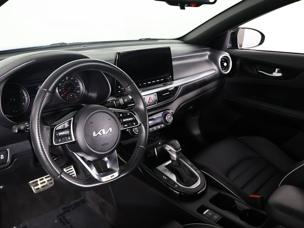 Used 2023 Kia Forte GT-Line w/ GT-Line Premium Package FWD image 28
