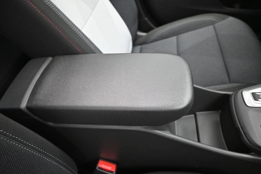 New 2026 Chevrolet Trax RS w/ Sunroof Package FWD image 26
