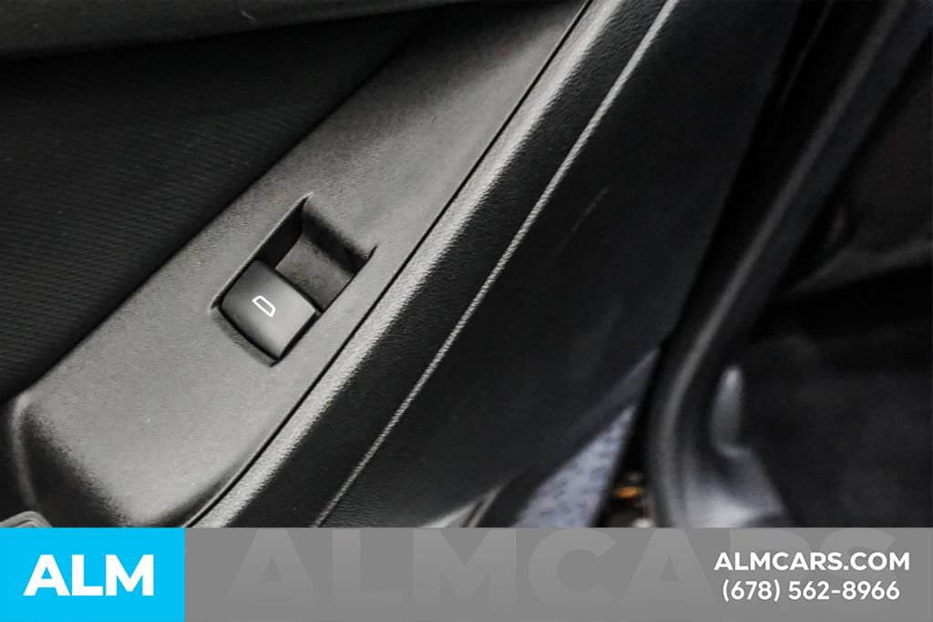 Used 2025 Chevrolet Equinox LT FWD image 56