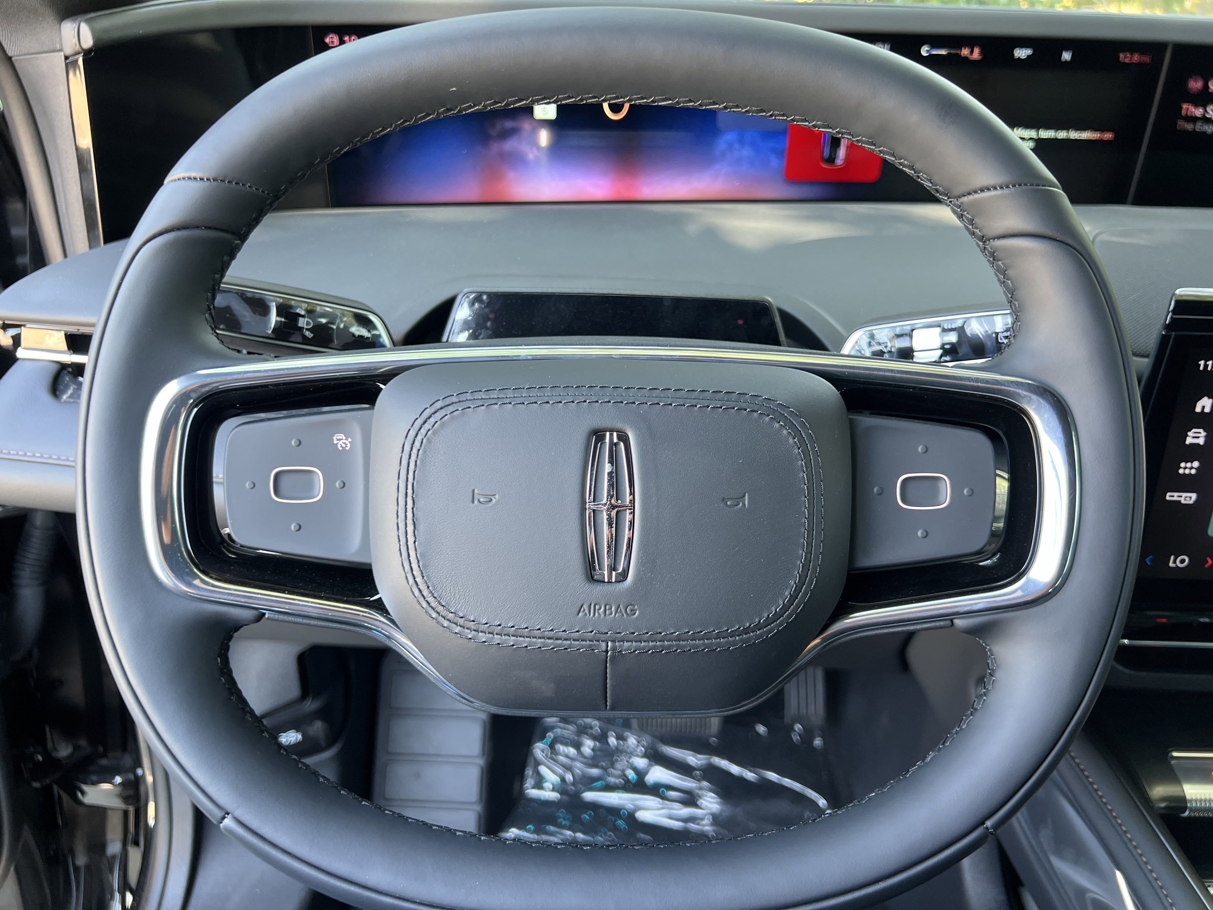 New 2025 Lincoln Nautilus Premier w/ Jet Appearance Package image 17