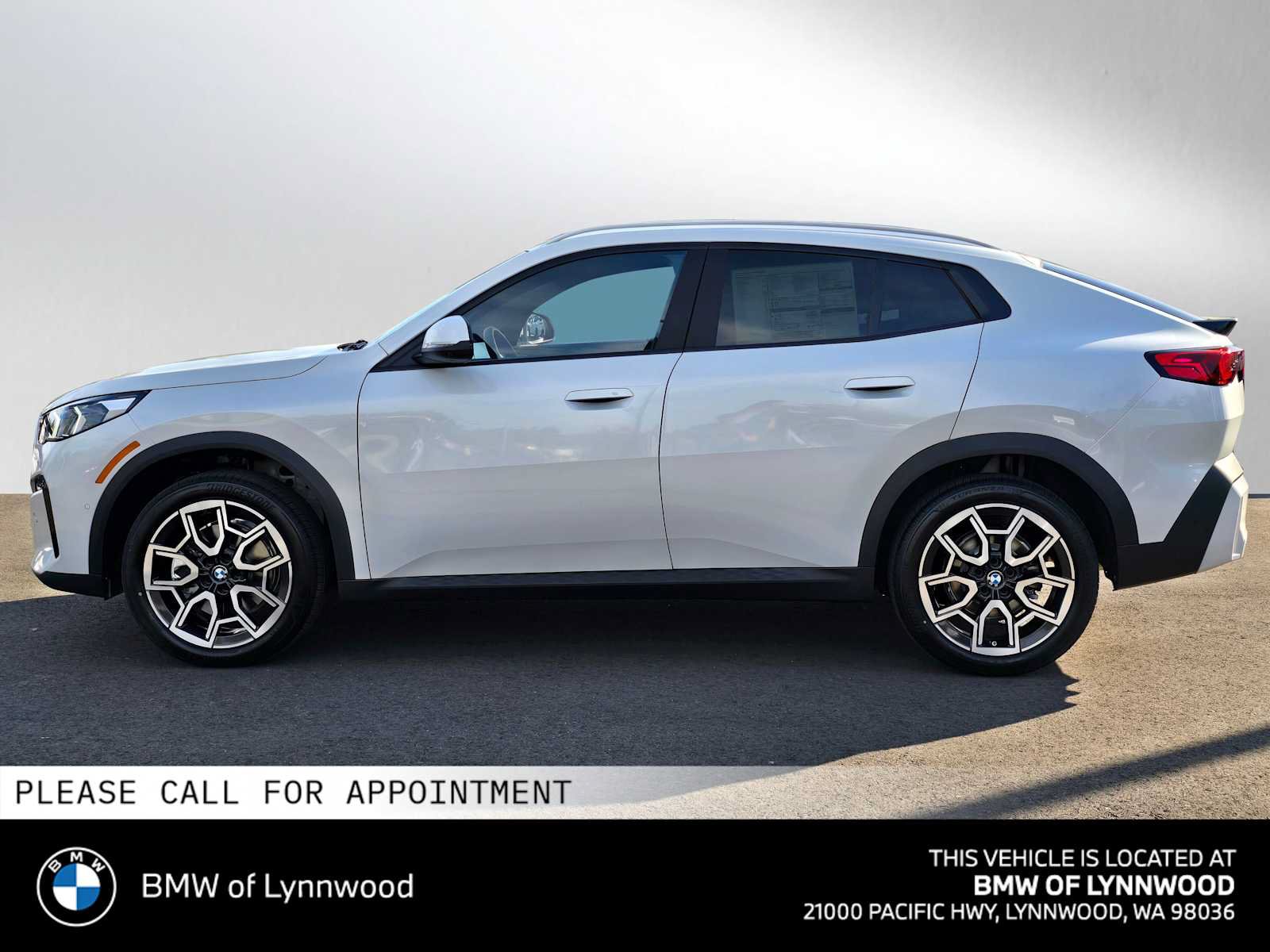New 2026 BMW X2 xDrive28i w/ Technology Package AWD/4WD image 6