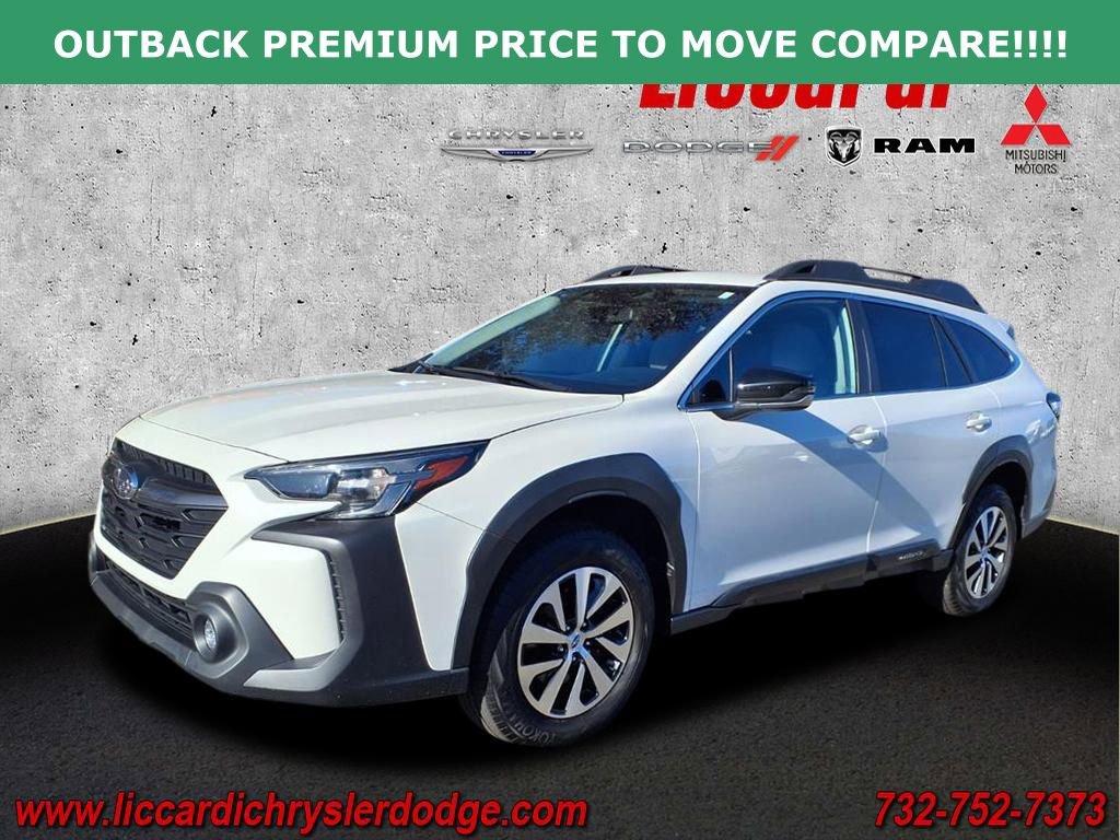 Used 2024 Subaru Outback Premium image 4
