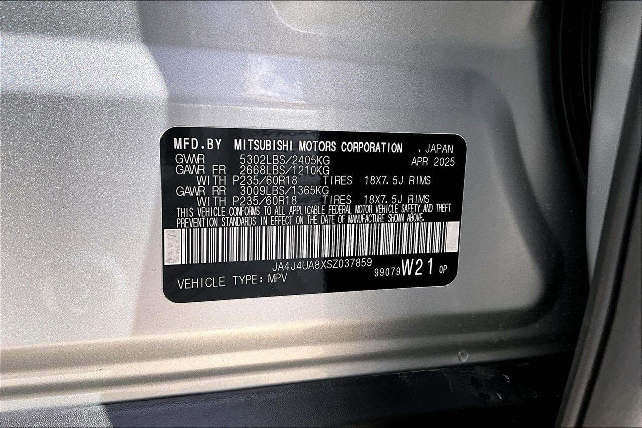 Used 2025 Mitsubishi Outlander ES AWD/4WD image 21