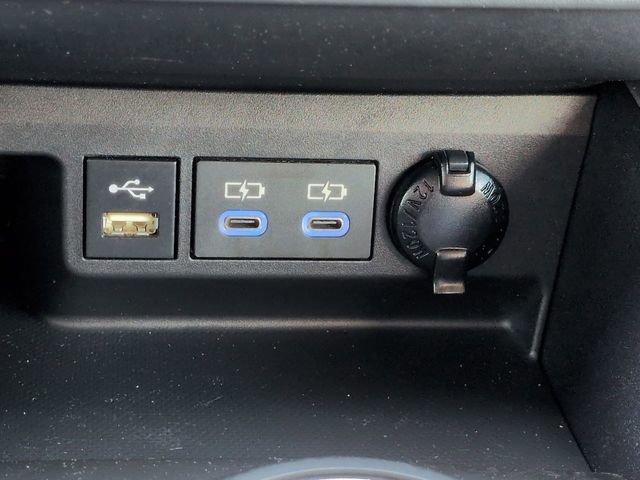 Used 2022 Toyota Highlander Bronze Edition image 23