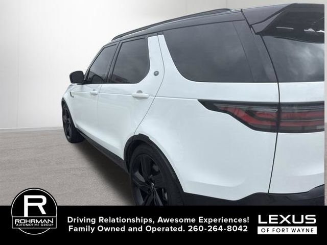 Used 2024 Land Rover Discovery Dynamic SE AWD/4WD image 6