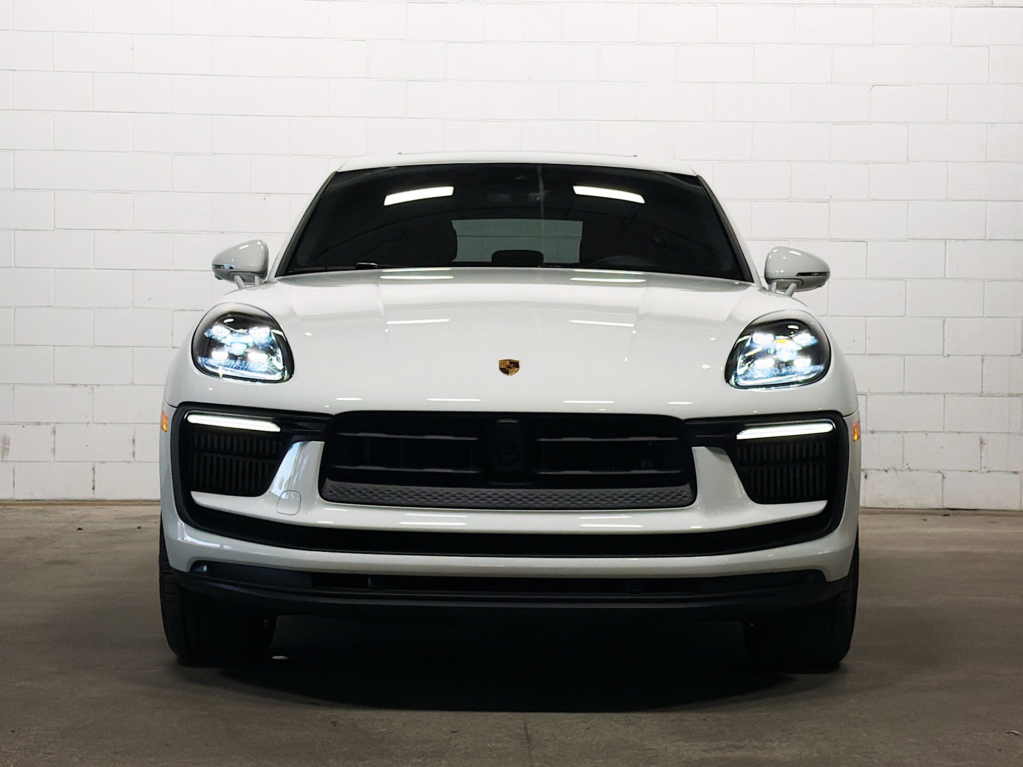 Used 2025 Porsche Macan S image 9