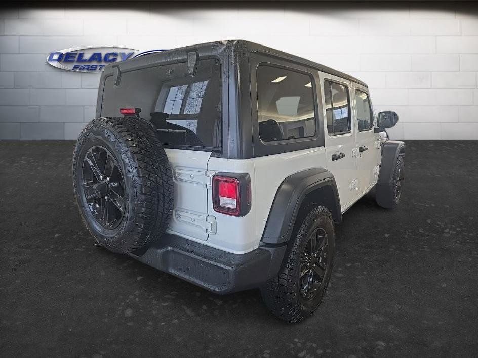 Used 2022 Jeep Wrangler Unlimited Sport image 6