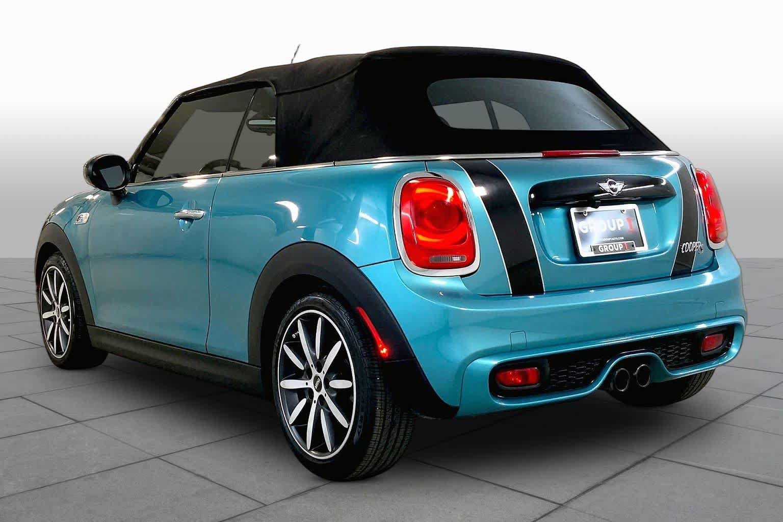 Used 2017 MINI Cooper S FWD image 11