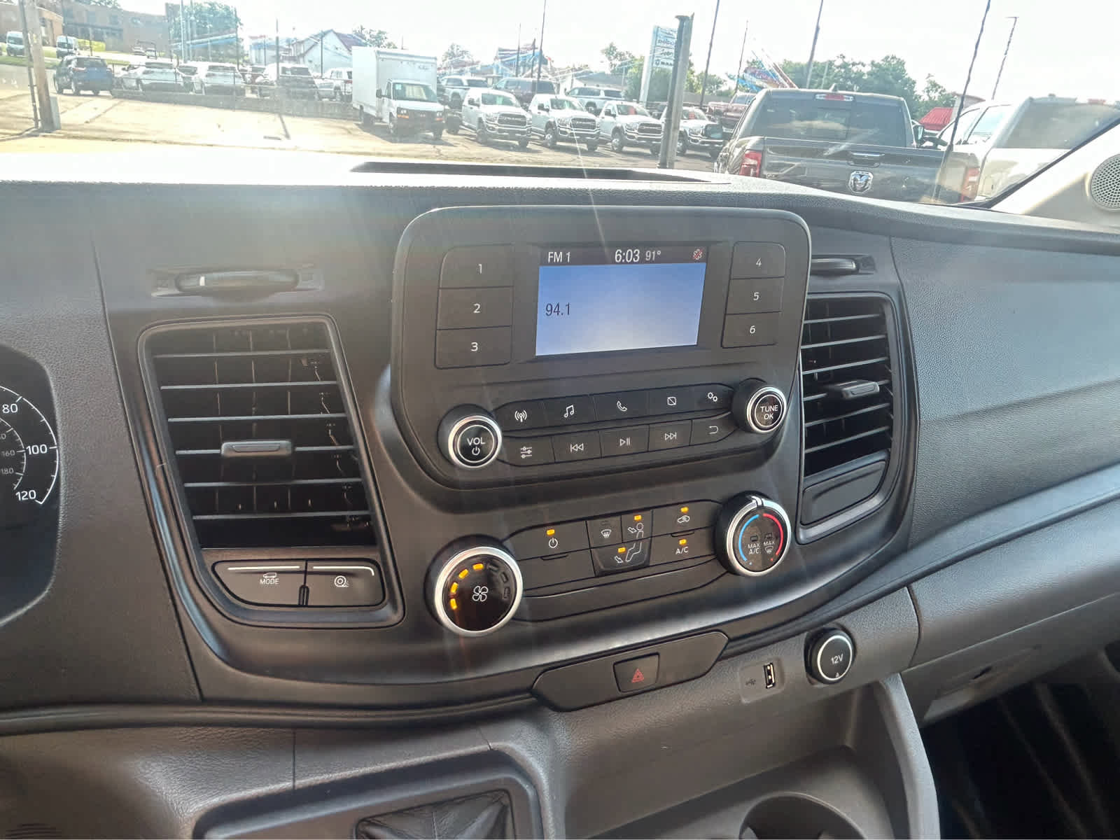 Used 2023 Ford Transit 250 w/ Load Area Protection Package image 27