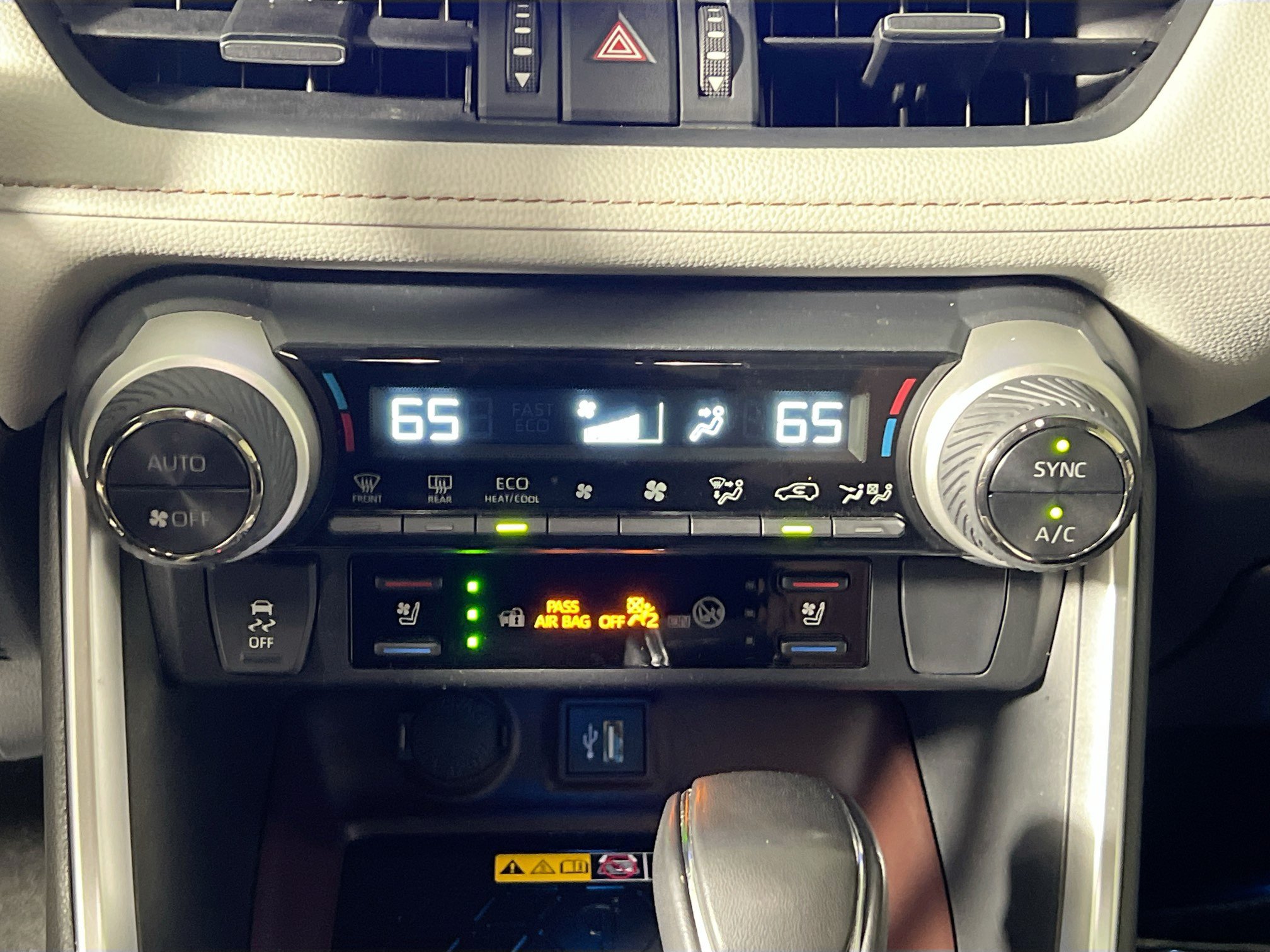 Used 2025 Toyota RAV4 Limited w/ Advanced Technology Package AWD/4WD image 26