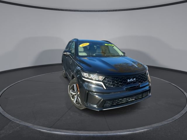 Used 2022 Kia Sorento S w/ Panoramic Sunroof Package image 4