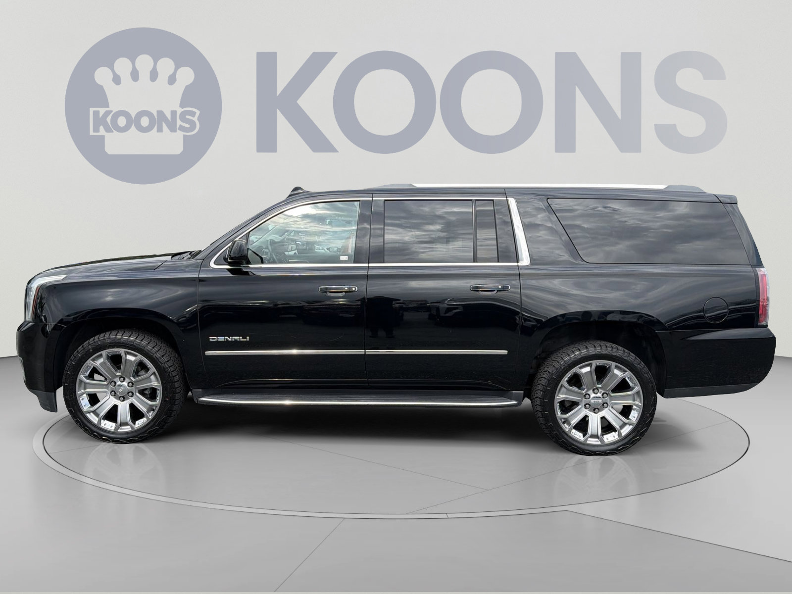 Used 2019 GMC Yukon XL Denali w/ Open Road Package AWD/4WD image 7