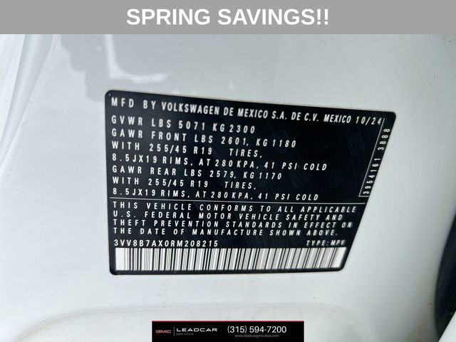 Used 2024 Volkswagen Tiguan SE R-Line image 34