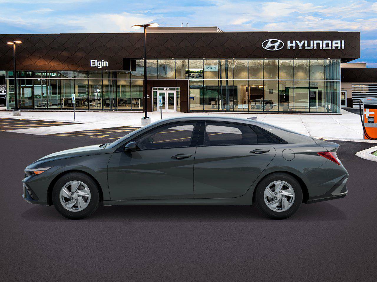 New 2026 Hyundai Elantra SE FWD image 3