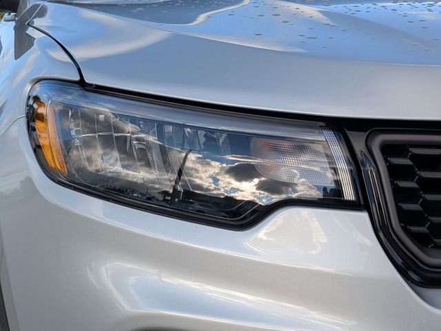 New 2026 Jeep Compass Latitude AWD/4WD image 9