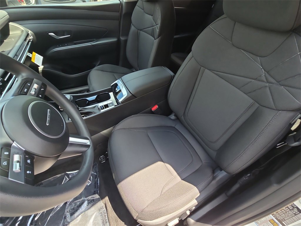 New 2025 Hyundai Tucson SEL image 16