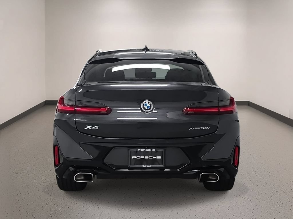 Used 2022 BMW X4 xDrive30i w/ M Sport Package 2 AWD/4WD image 6