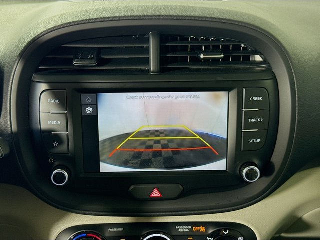 Certified 2023 Kia Soul LX w/ LX Technology Package FWD image 13