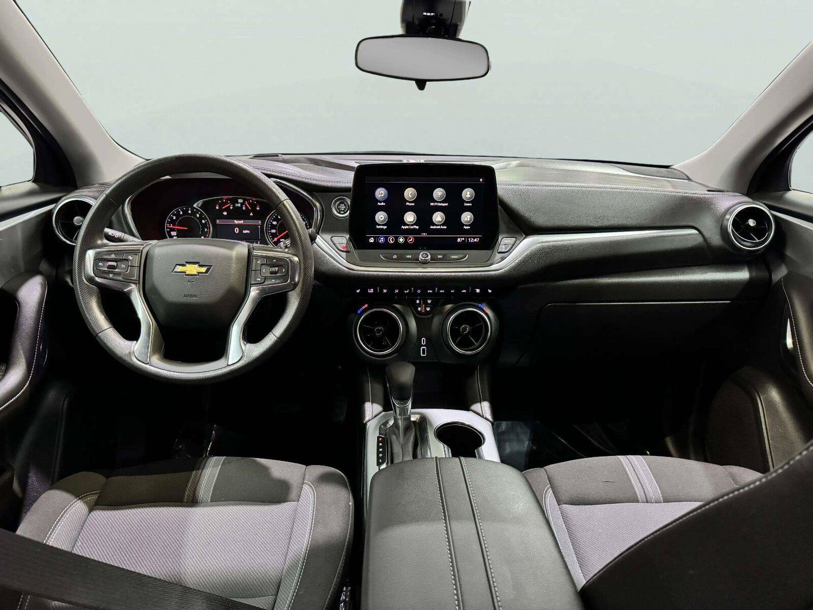 Used 2024 Chevrolet Blazer LT FWD image 39