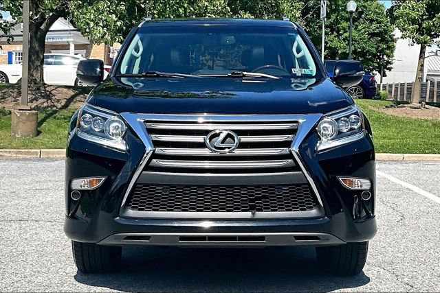Used 2019 Lexus GX 460 Premium AWD/4WD image 2