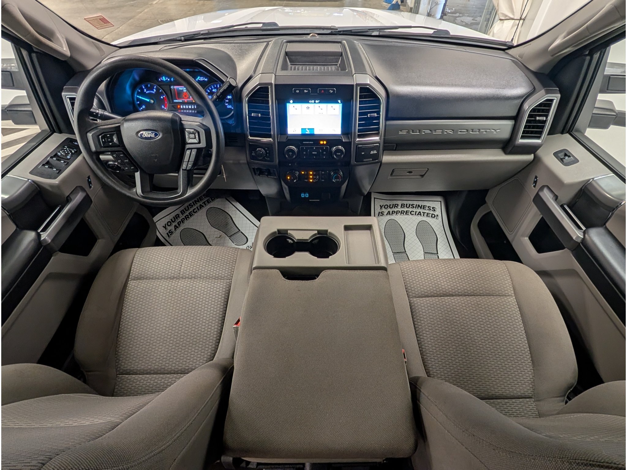 Used 2018 Ford F350 XLT w/ XLT Premium Package AWD/4WD image 11