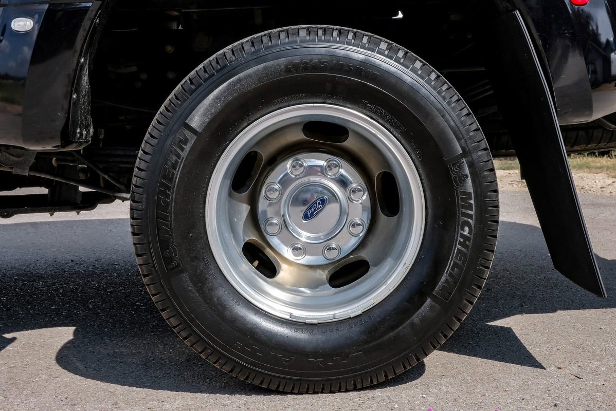 Used 2022 Ford F350 XLT w/ XLT Premium Package image 61