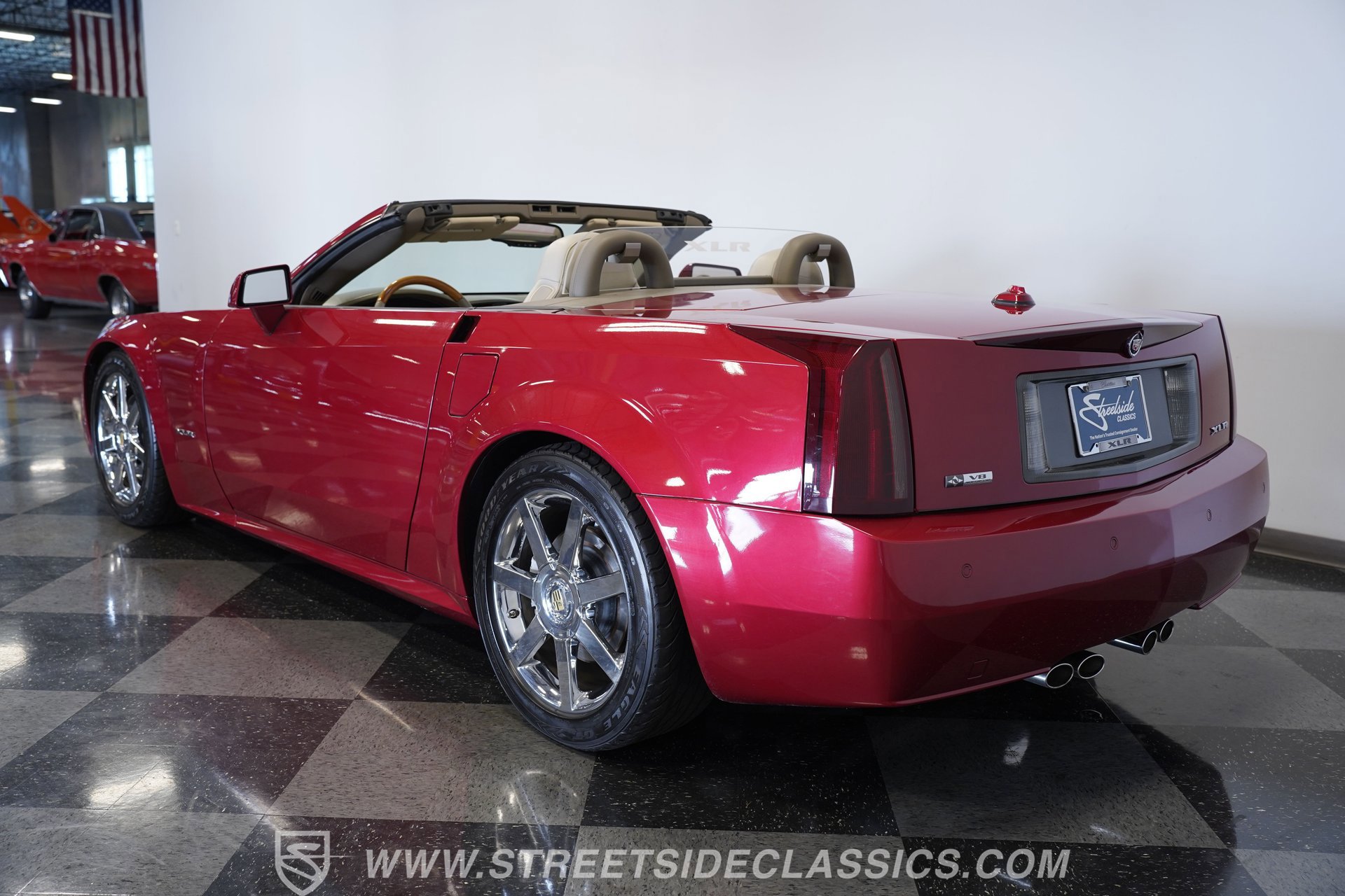 Used 2005 Cadillac XLR image 9