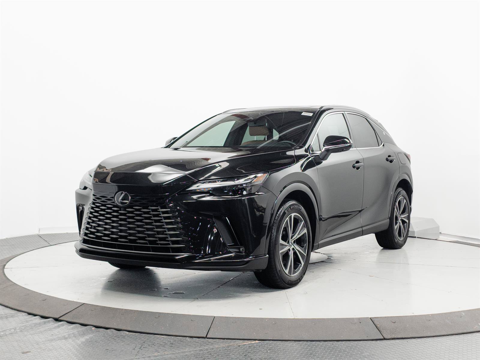 Used 2024 Lexus RX 350 Premium w/ Convenience Package AWD/4WD image 3