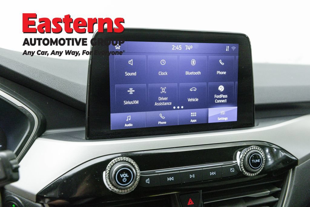 Used 2022 Ford Escape SE FWD image 18