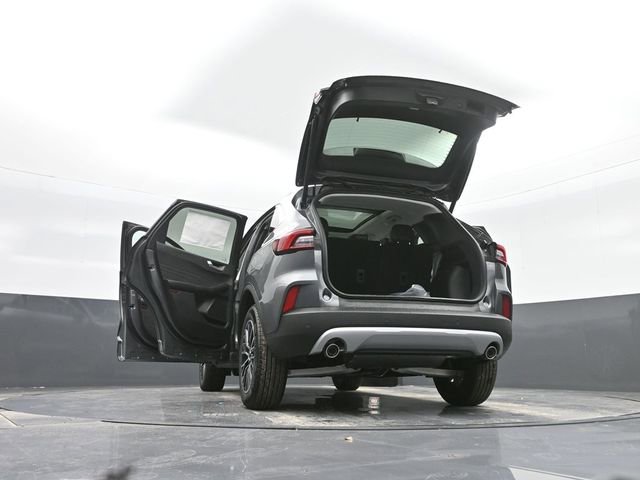 New 2025 Ford Escape SE image 44