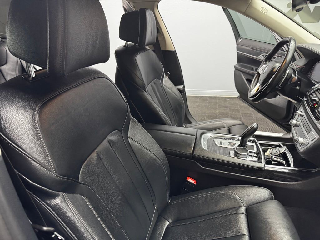 Used 2022 BMW 740i RWD image 53