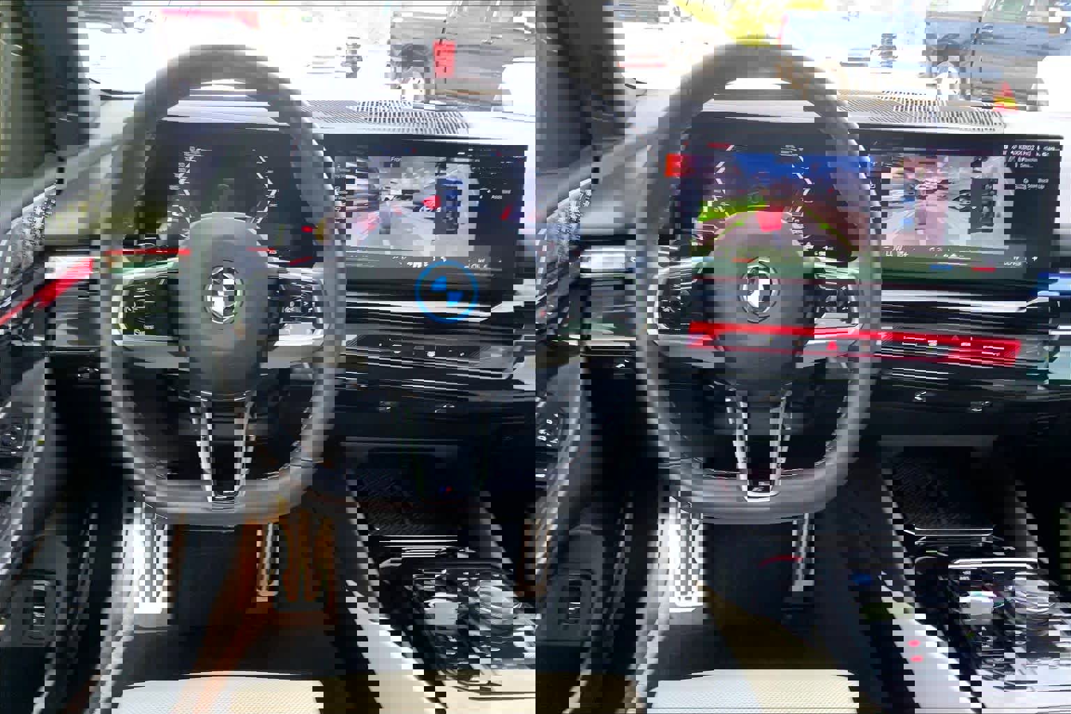 Used 2024 BMW i5 M60 w/ Premium Package AWD/4WD image 5