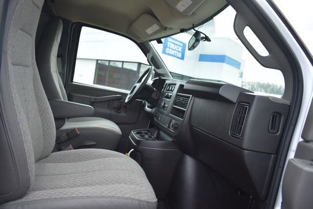 New 2026 Chevrolet Express 2500 w/ Driver Convenience Package image 13