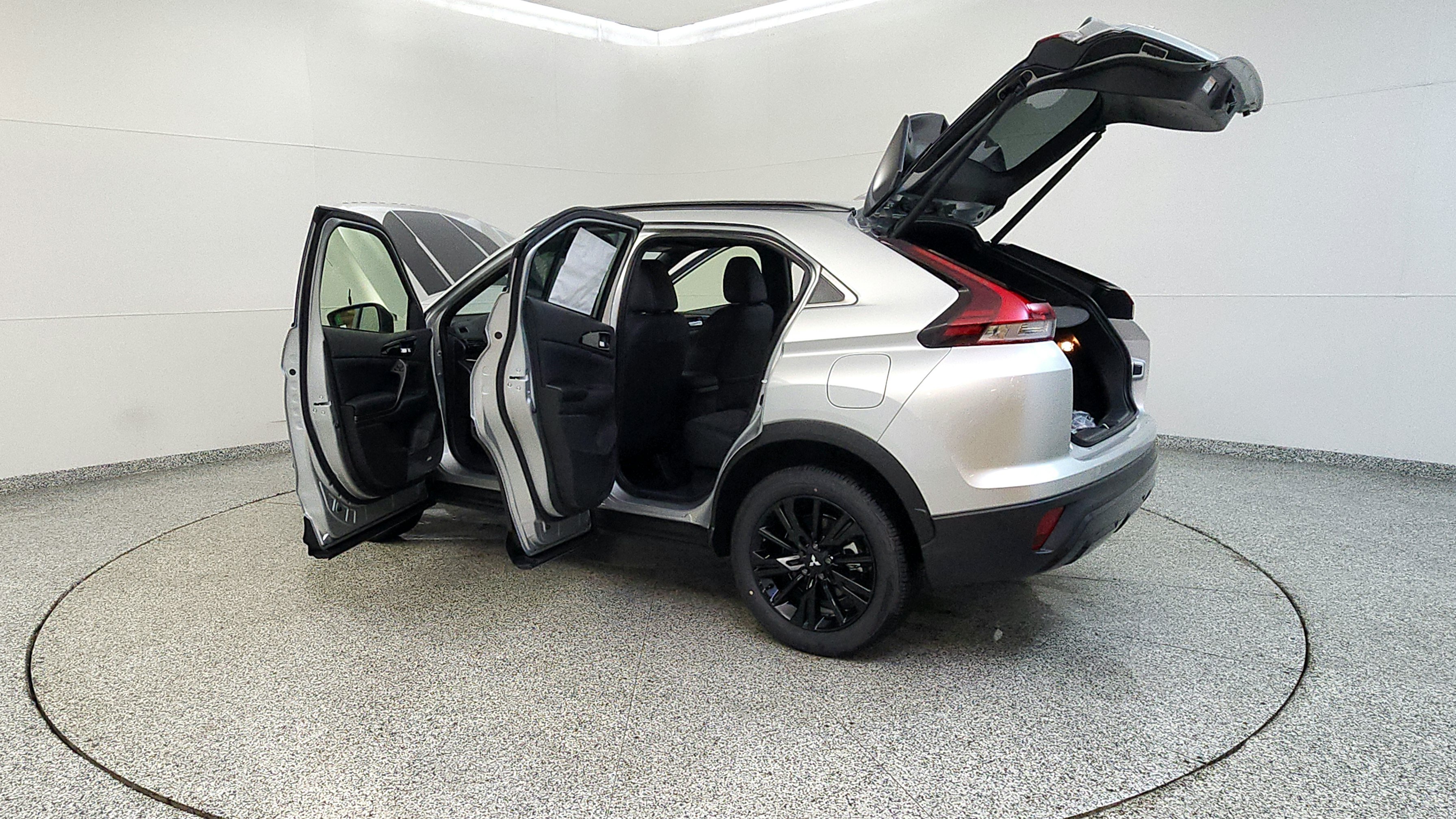 Used 2025 Mitsubishi Eclipse Cross AWD image 10