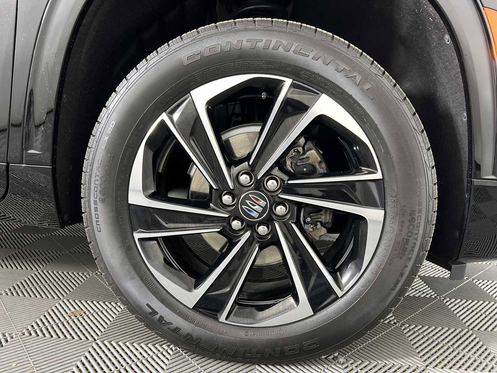 New 2026 Buick Enclave Sport Touring w/ Power Package image 13