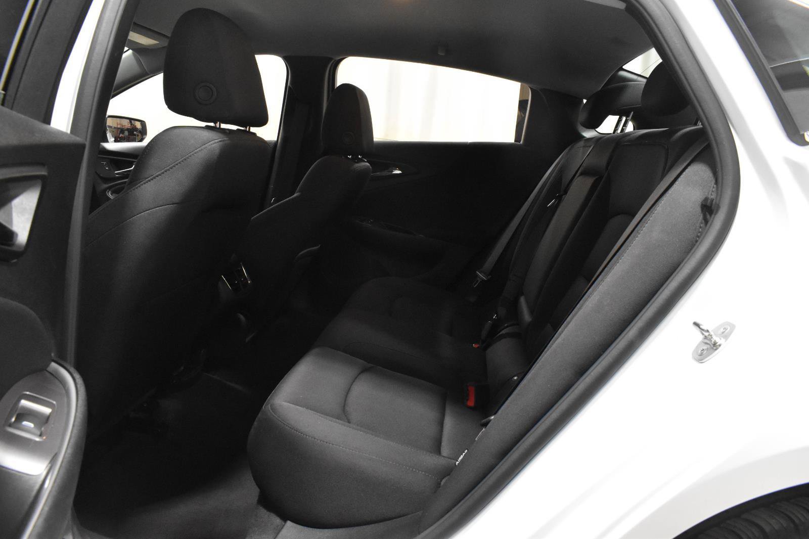 Used 2024 Chevrolet Malibu LT FWD image 4