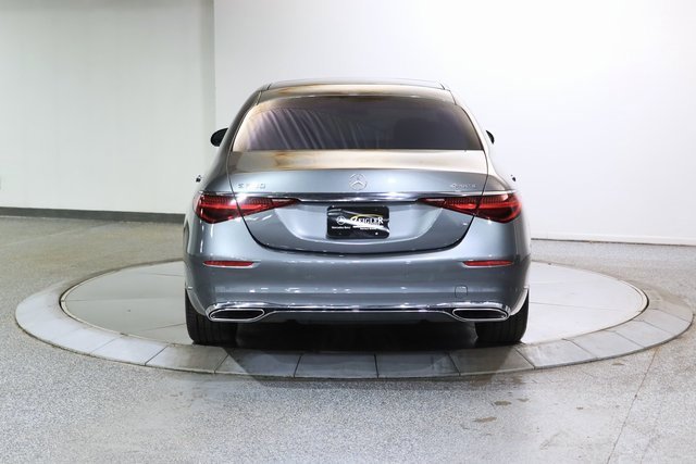 Used 2022 Mercedes-Benz S 580 4MATIC Sedan w/ Rear Seat Package image 12
