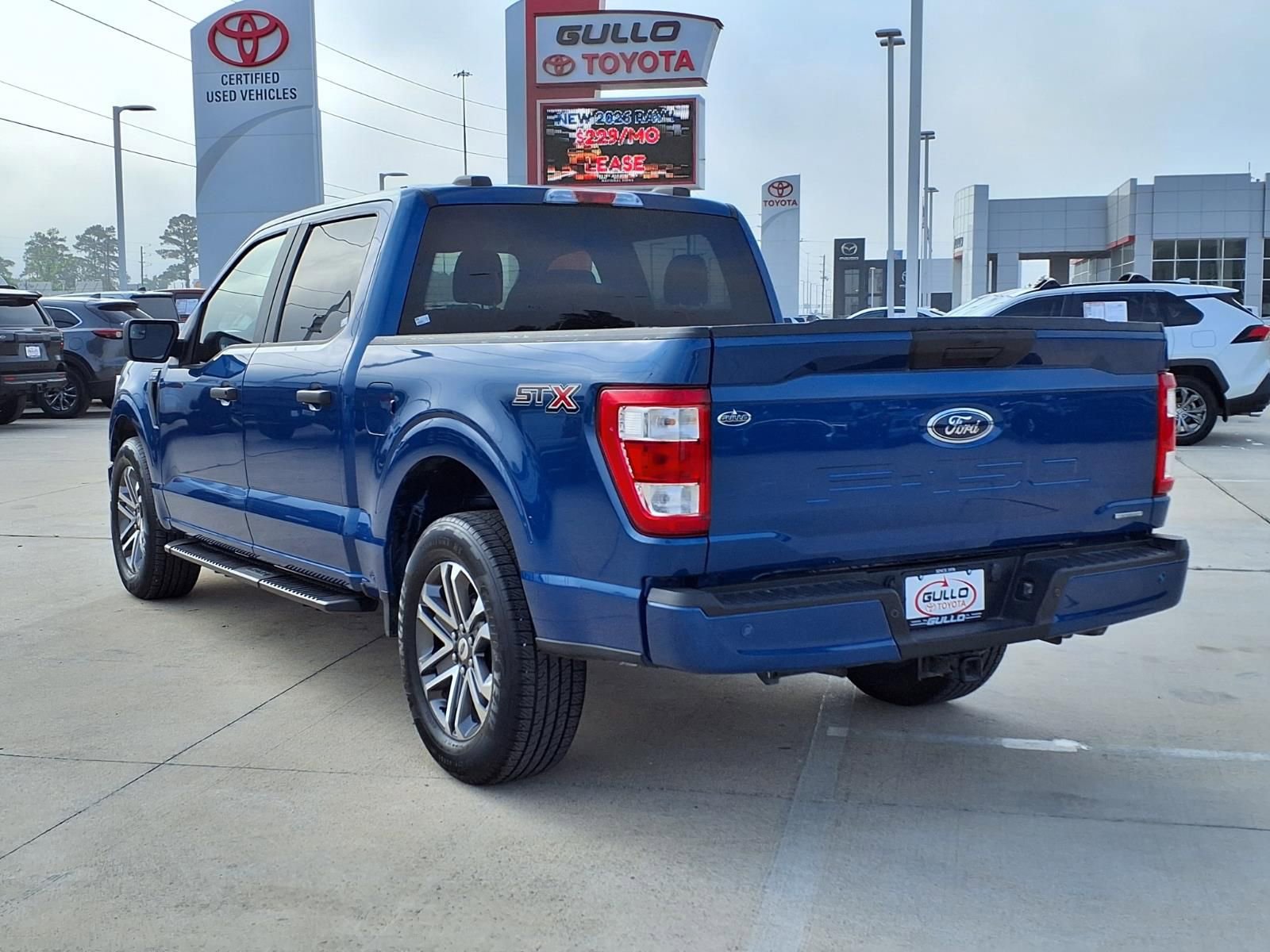 Used 2022 Ford F150 XL w/ STX Appearance Package RWD image 2