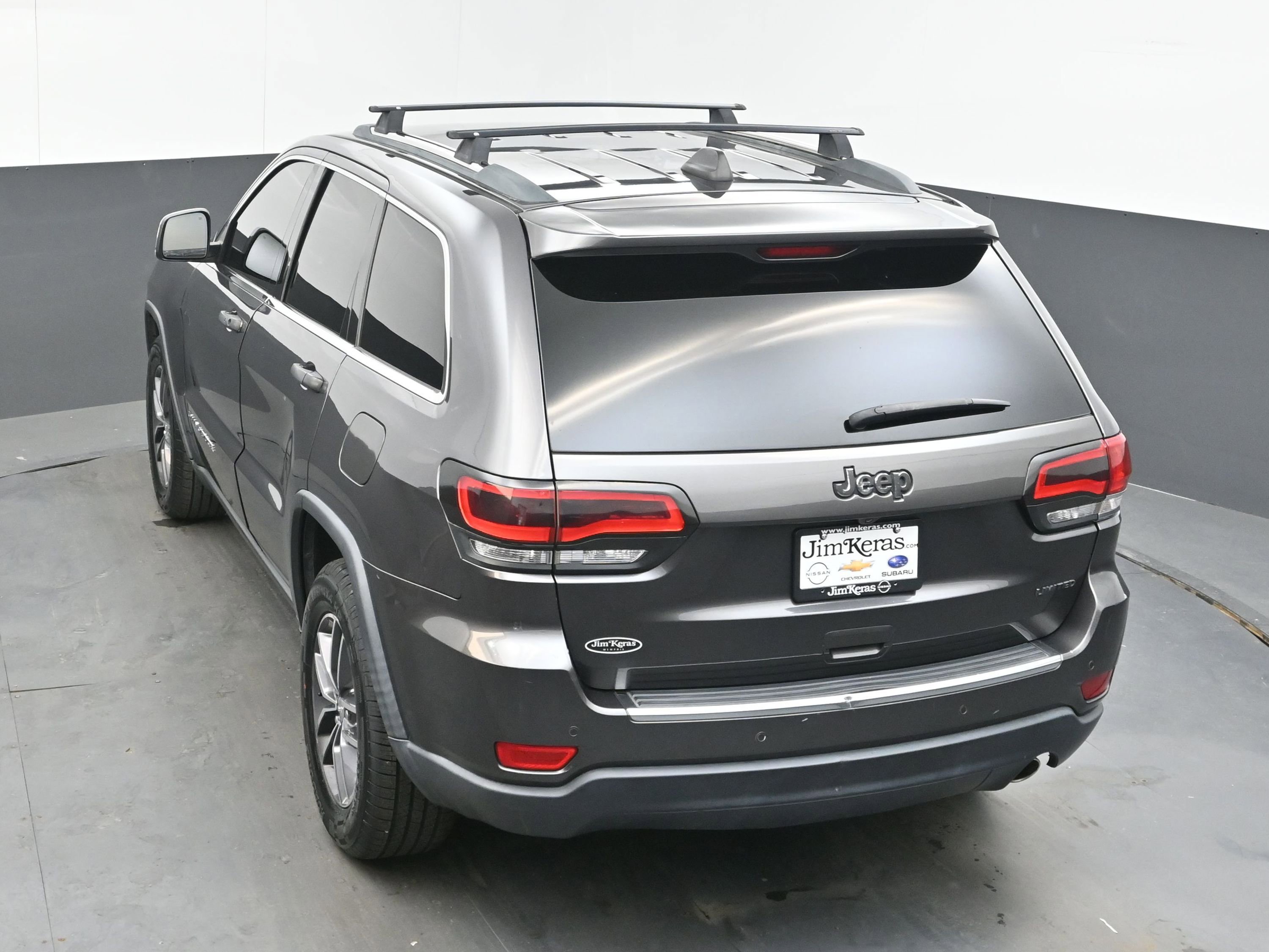 Used 2018 Jeep Grand Cherokee Limited image 31